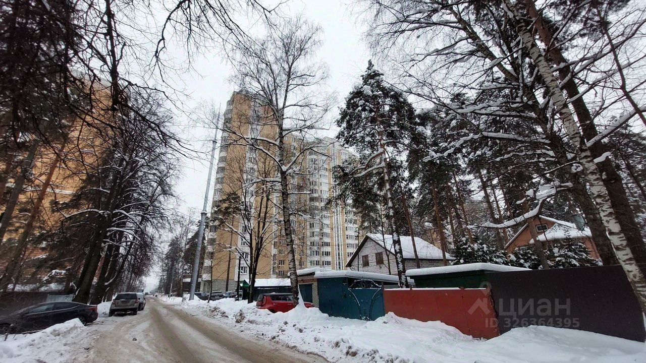 Продажа 3-комн квартиры на вторичном рынке Королев, улица Исаева, 9