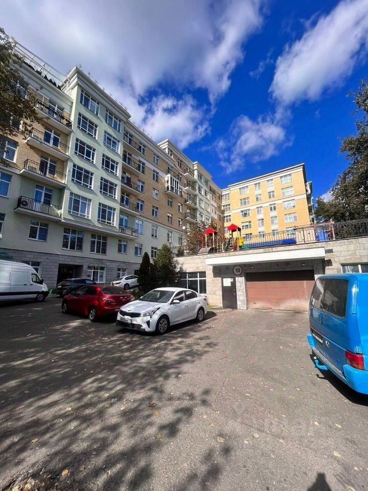 Продажа 3-комн квартиры на вторичном рынке Одинцово г, Звенигород г, СНТ Дубки (Южный мкр) тер