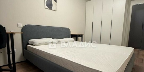 4-комн квартира Героев Панфиловцев ул,  д. 19