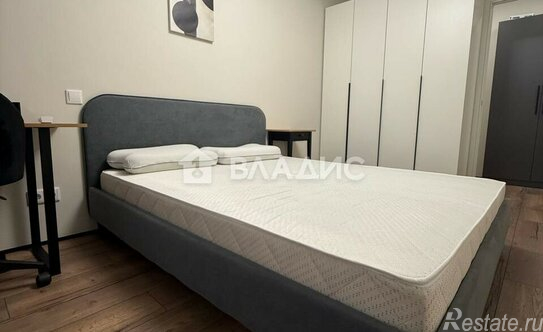 Продажа 4-комн квартиры на вторичном рынке Героев Панфиловцев ул,  д. 19