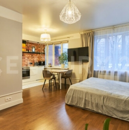 Продажа 2-комн квартиры на вторичном рынке Кузнецова пр-кт,  д. 17