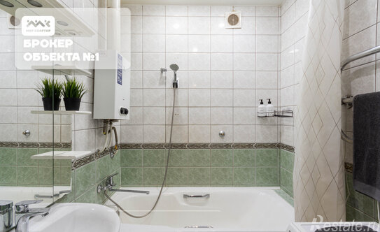 Продажа 3-комн квартиры на вторичном рынке улица Решетникова,  д. 9