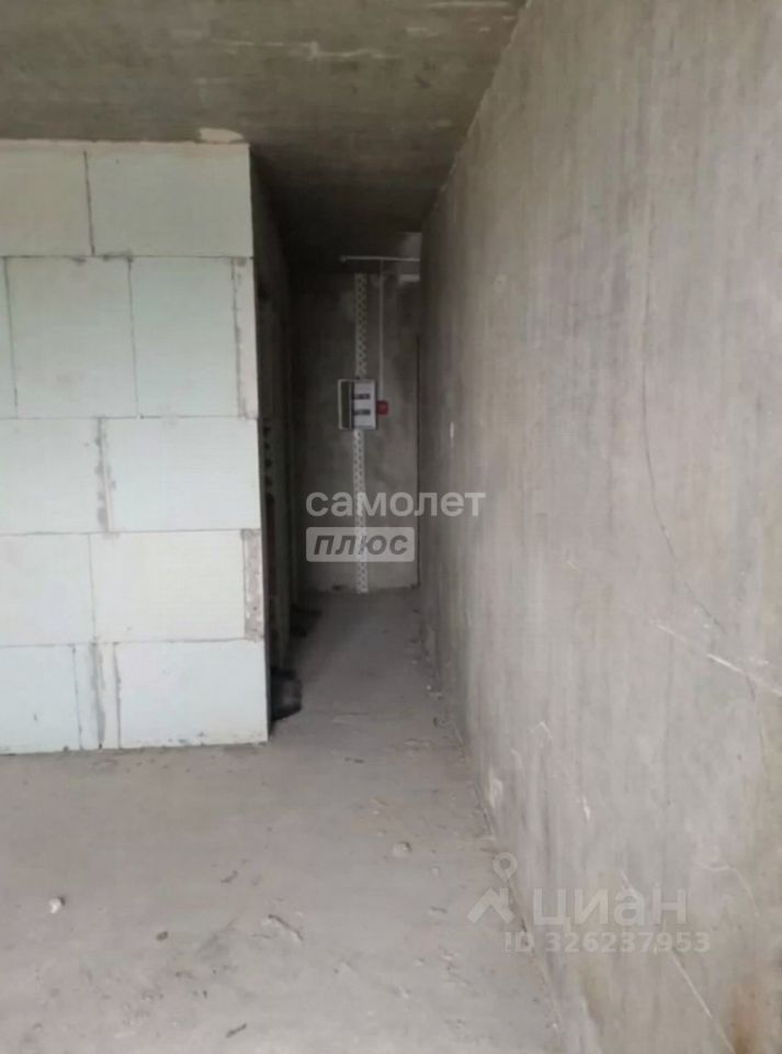 Продажа 1-комн квартиры на вторичном рынке Пролетарский пгт, Центральная ул,  д. 33
