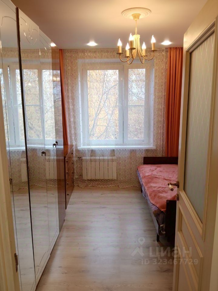 Продажа 3-комн квартиры на вторичном рынке бульвар Яна Райниса, 8