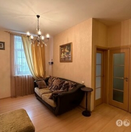 Аренда 2-комн квартиры на вторичном рынке улица Маши Порываевой,  д. 38