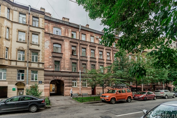 Продажа студии 14-я В.О. линия,  д. 31-33