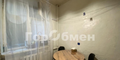 2-комн квартира улица Максимова,  д. 12