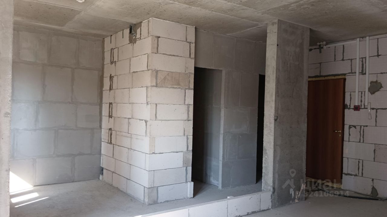 Продажа 1-комн квартиры на вторичном рынке Лобня, Кольцевая улица,  д. 12