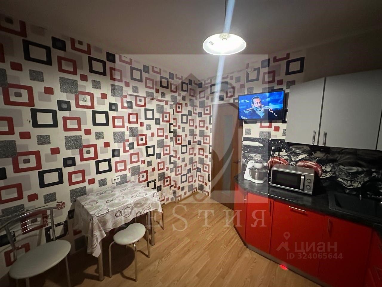 Продажа 1-комн квартиры на вторичном рынке улица Александры Монаховой, 97