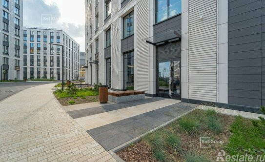 Продажа 4-комн квартиры на вторичном рынке Петровский пр-кт,  д. 28 к1 с1