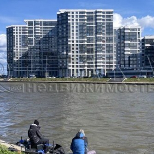 2-комн квартира улица Маршала Захарова,  д. 8 с1