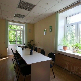 Продажа отдельного здания улица Сурикова,  д. 24