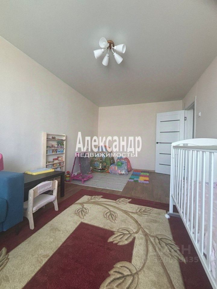 Продажа 2-комн квартиры на вторичном рынке Выборг, улица Имени А.К. Харитонова, 76