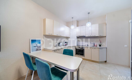 Продажа 1-комн квартиры на вторичном рынке улица Оптиков,  д. 45 к2