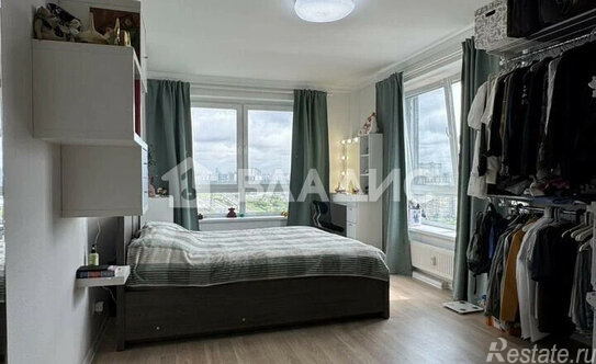 Продажа 2-комн квартиры на вторичном рынке Боровское ш,  д. 2А,  к. 1