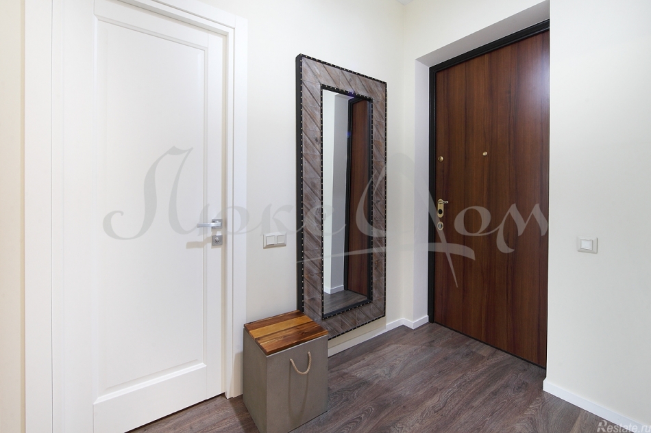 Продажа 3-комн квартиры на вторичном рынке Хилков пер., 5