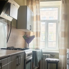 Продажа 4-комн квартиры на вторичном рынке ул Рыбацкая,  д. 6-8