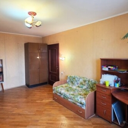 Продажа 2-комн квартиры на вторичном рынке ул Новогиреевская,  д. 28