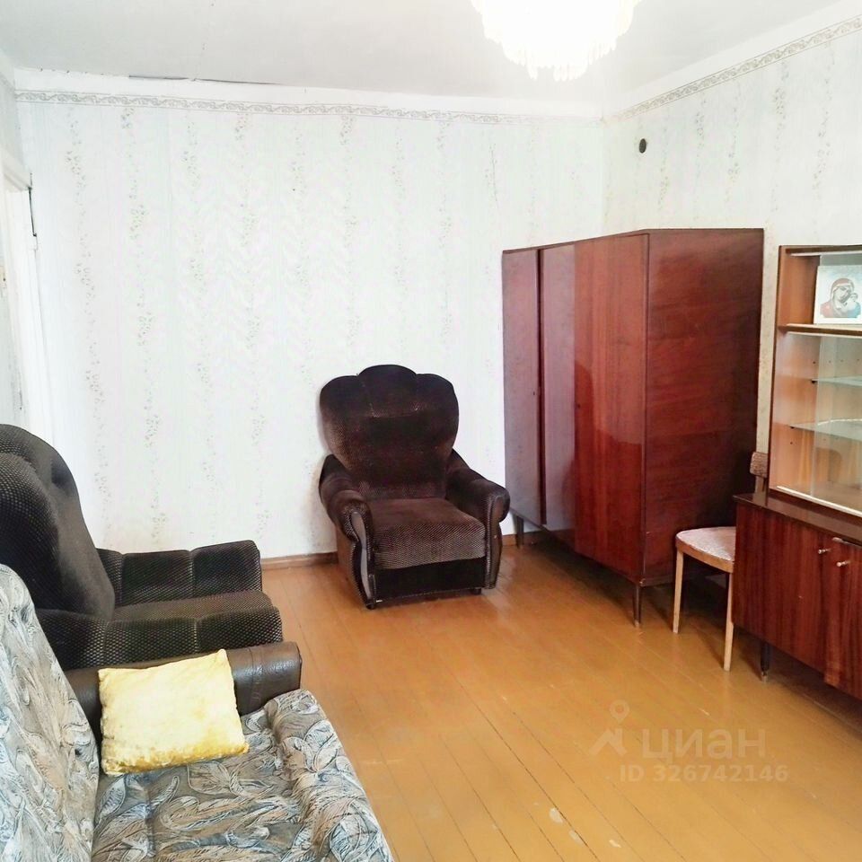 Продажа 2-комн квартиры на вторичном рынке Приозерск, Привокзальная улица, 7