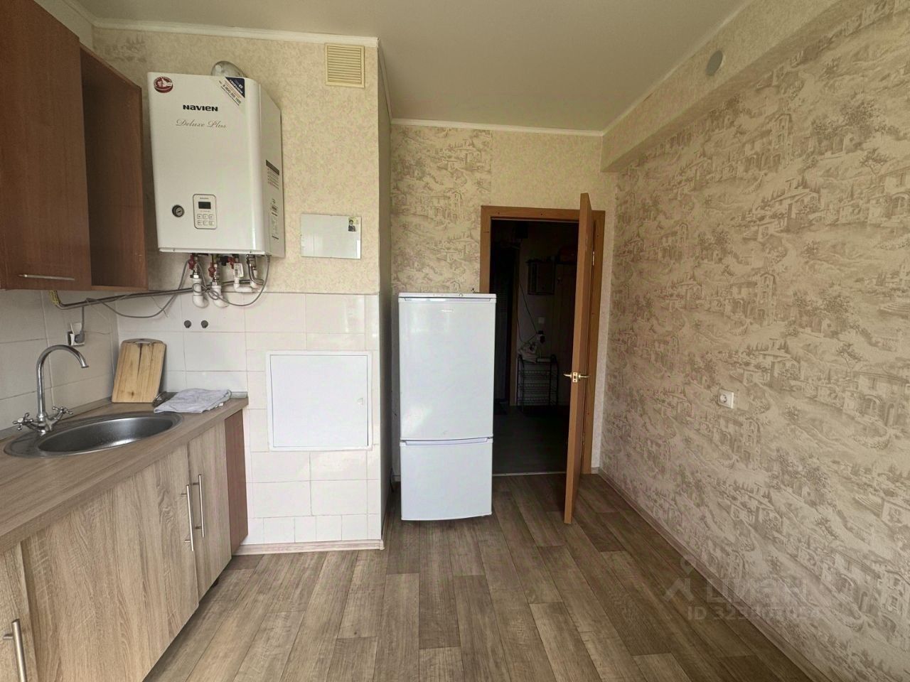 Продажа 2-комн квартиры на вторичном рынке улица Десятинная, 5