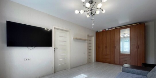 4-комн квартира улица Бестужевых,  д. 12А