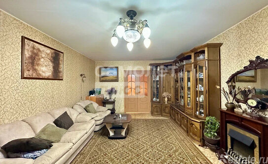 Продажа 4-комн квартиры на вторичном рынке Верхние Поля ул,  д. 6