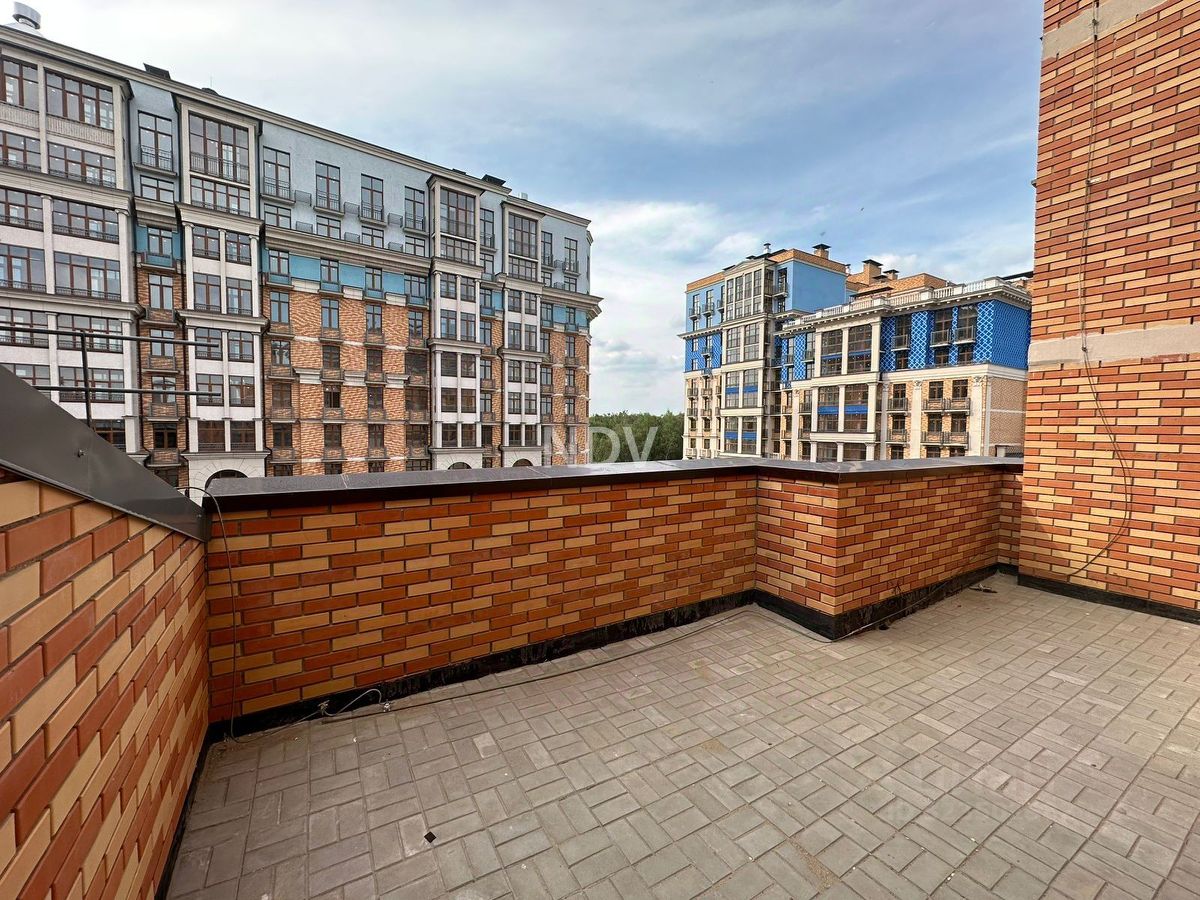 Продажа 3-комн квартиры на вторичном рынке Город-событие мкр, с. Лайково, 68