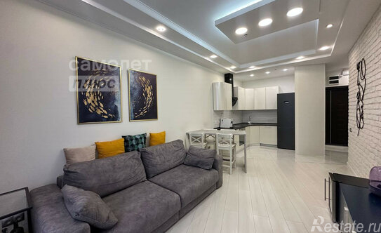 Продажа 2-комн квартиры на вторичном рынке улица Авиаконструктора Микояна