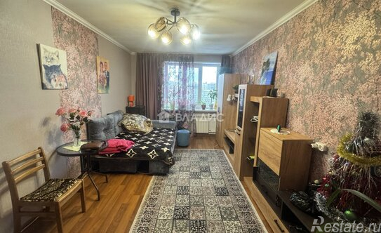 Продажа 2-комн квартиры на вторичном рынке Передовиков ул,  д. 37