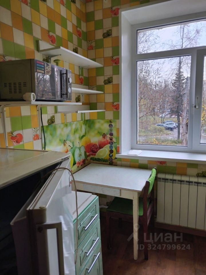 Аренда 2-комн квартиры на вторичном рынке Лопатинский мкр, улица Комсомольская,  д. 4