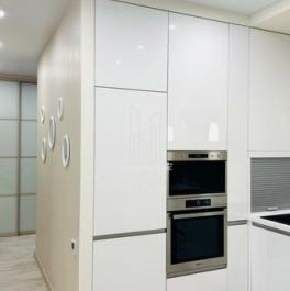 Продажа 3-комн квартиры на вторичном рынке Кудрово, ул Пражская,  д. 7