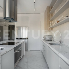 Продажа 4-комн квартиры на вторичном рынке Ленинградский пр-кт,  д. 36 с40