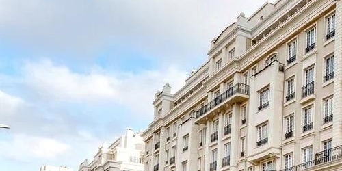 5-комн квартира улица Ефремова, 19к4