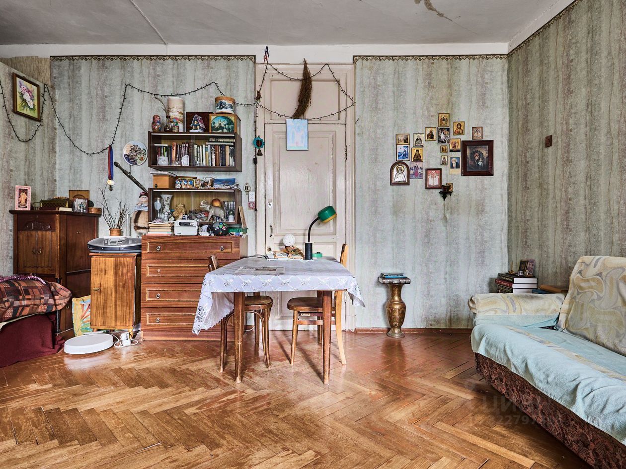 Продажа 6-комн квартиры на вторичном рынке Казанская улица, 42