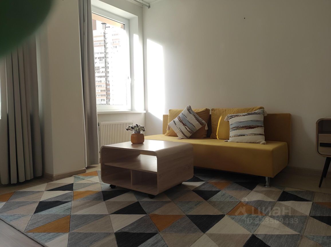 Аренда 1-комн квартиры на вторичном рынке проспект Королева, 63к2