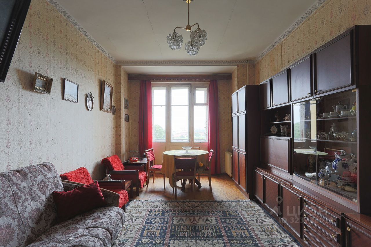 Продажа 3-комн квартиры на вторичном рынке улица Куйбышева, 1/5