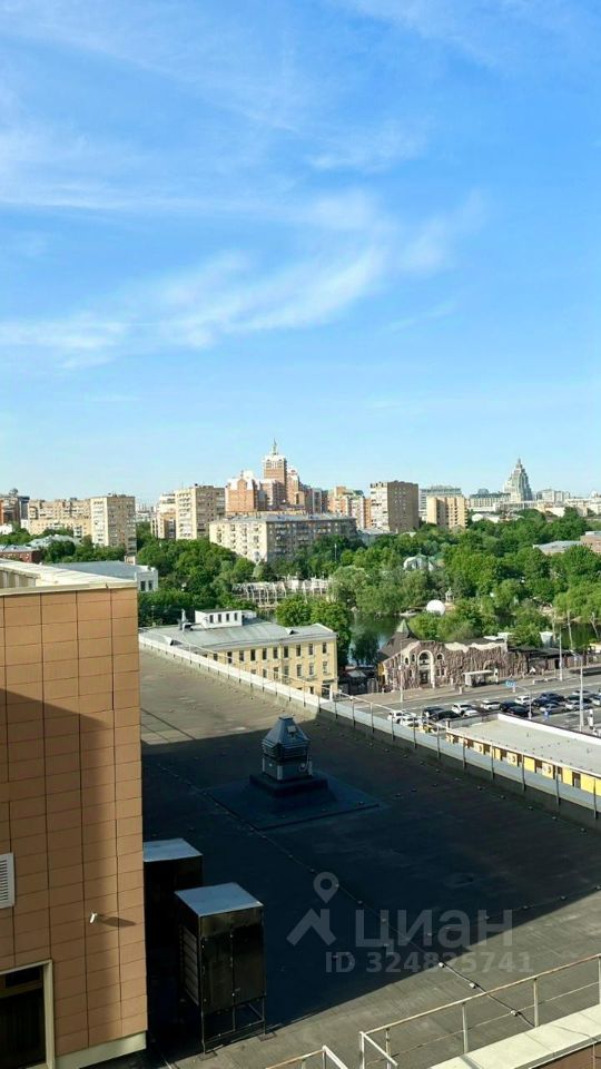 Продажа 3-комн квартиры на вторичном рынке Дружинниковская улица, 15А