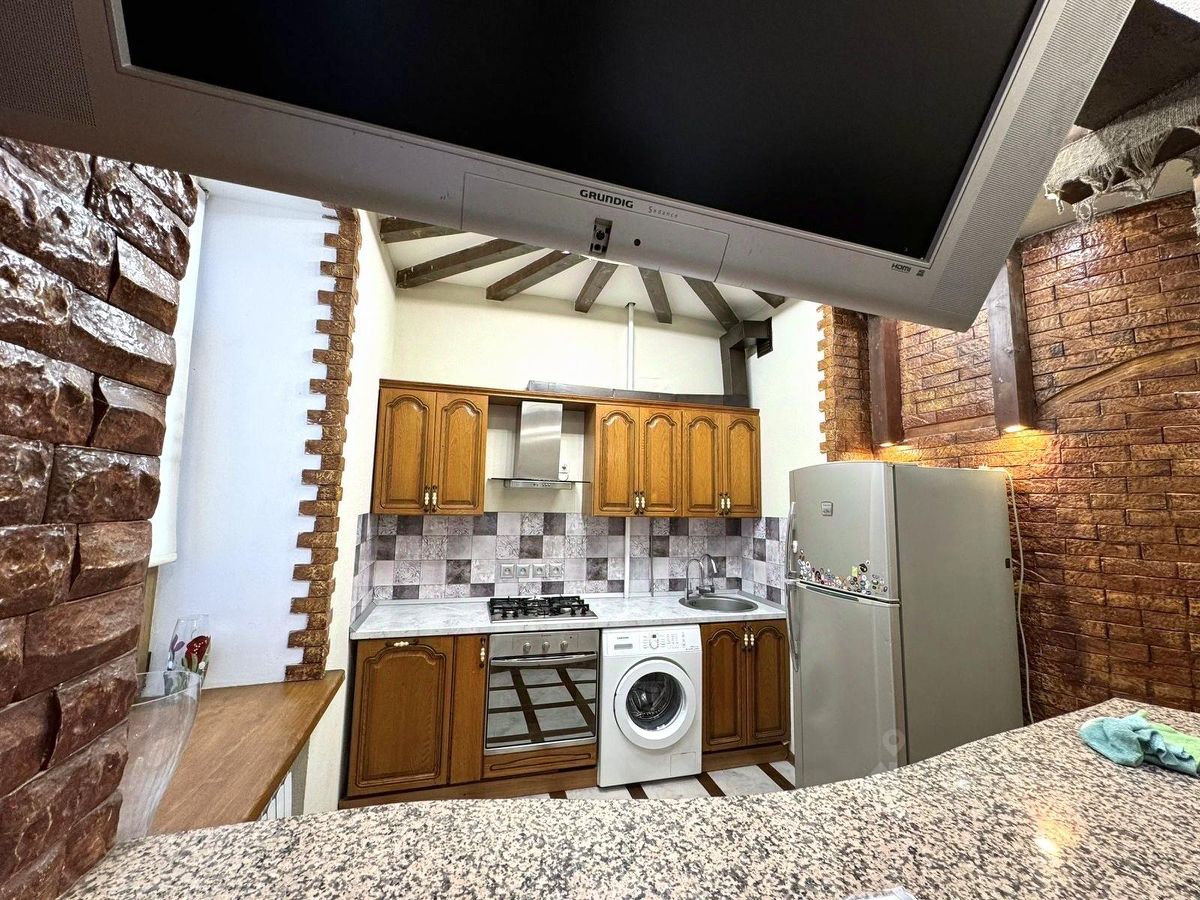 Продажа 3-комн квартиры на вторичном рынке проспект Мира, 108