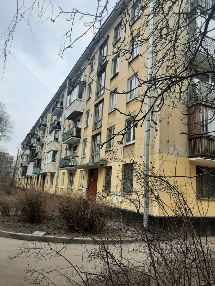Продажа 1-комн квартиры на вторичном рынке Краснопутиловская улица, 78