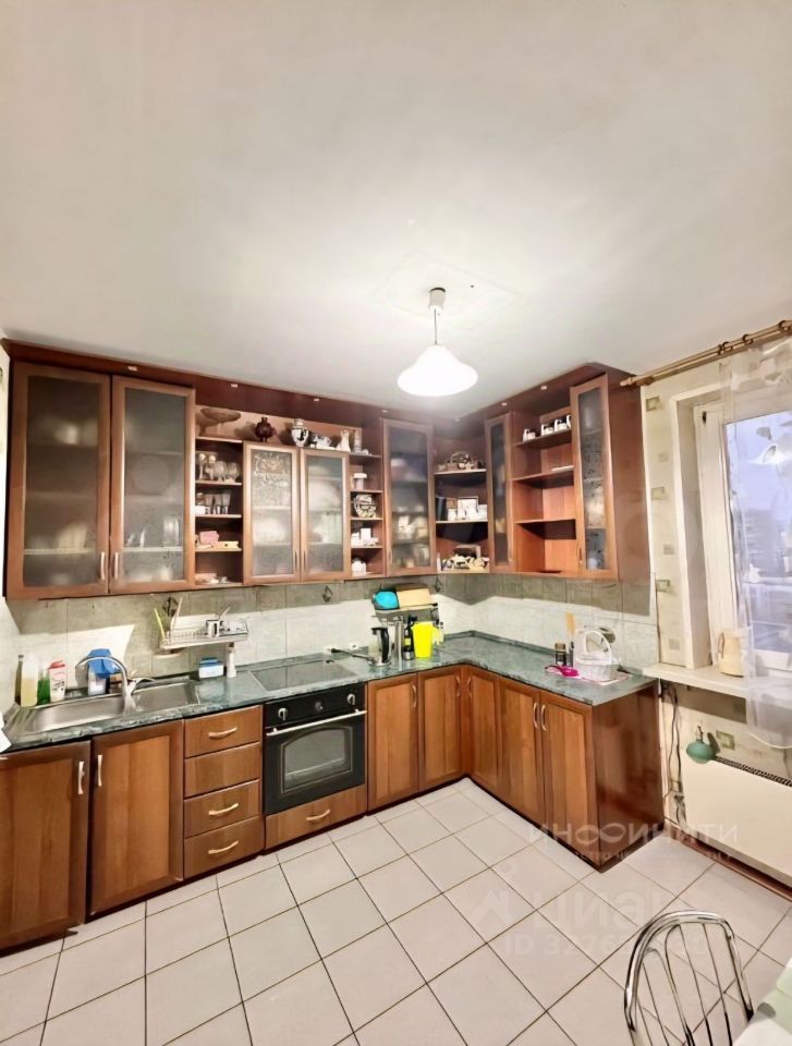 Продажа 3-комн квартиры на вторичном рынке Новокосинская улица, 17К7