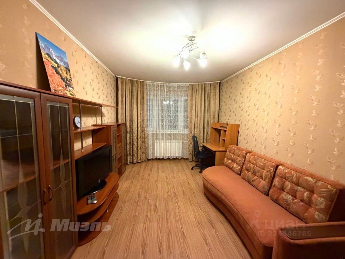 Продажа 1-комн квартиры на вторичном рынке Красково пгт, улица Карла Маркса, 81