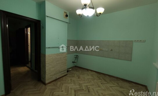 Продажа 3-комн квартиры на вторичном рынке улица Маршала Тухачевского,  д. 17 к1