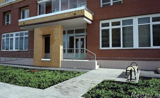 Продажа 1-комн квартиры на вторичном рынке Лобня г, Свободный проезд,  д. 9