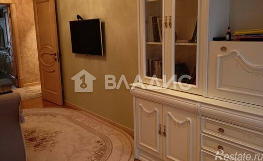 Продажа 3-комн квартиры на вторичном рынке Игральная улица,  д. 6 к1