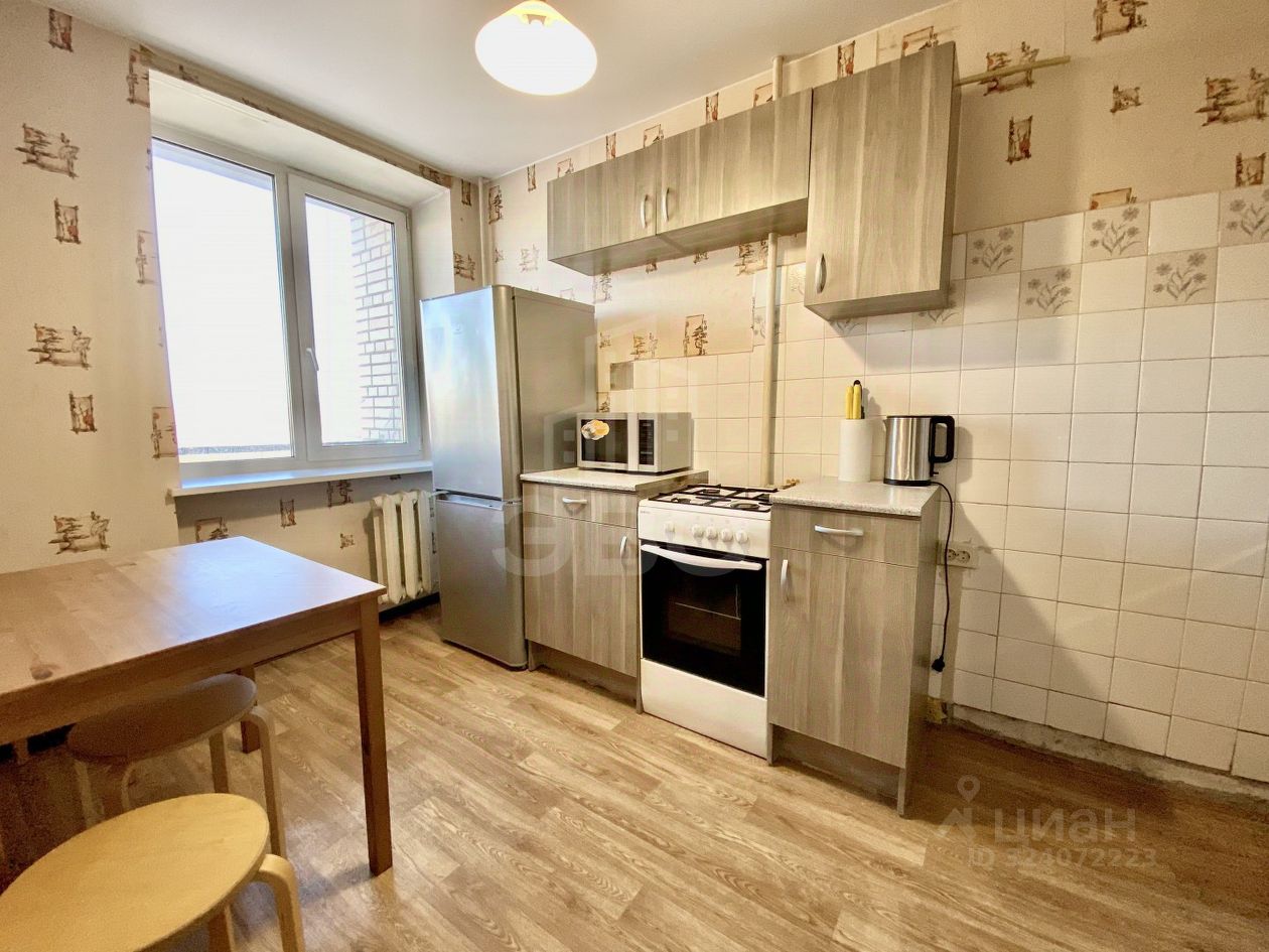 Аренда 1-комн квартиры на вторичном рынке Новоизмайловский проспект, 22К1