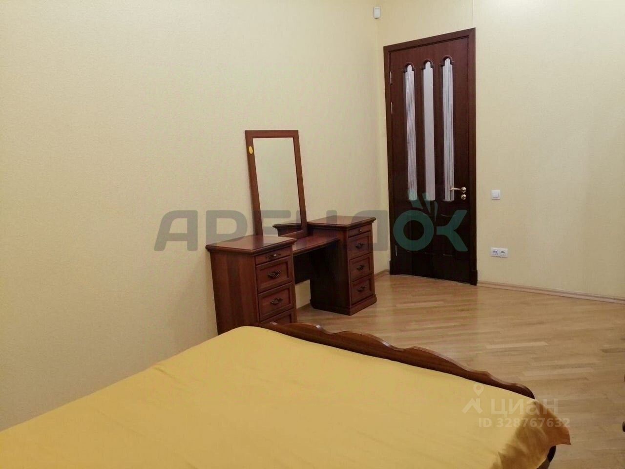 Аренда 4-комн квартиры на вторичном рынке Колпинская улица, 23-25