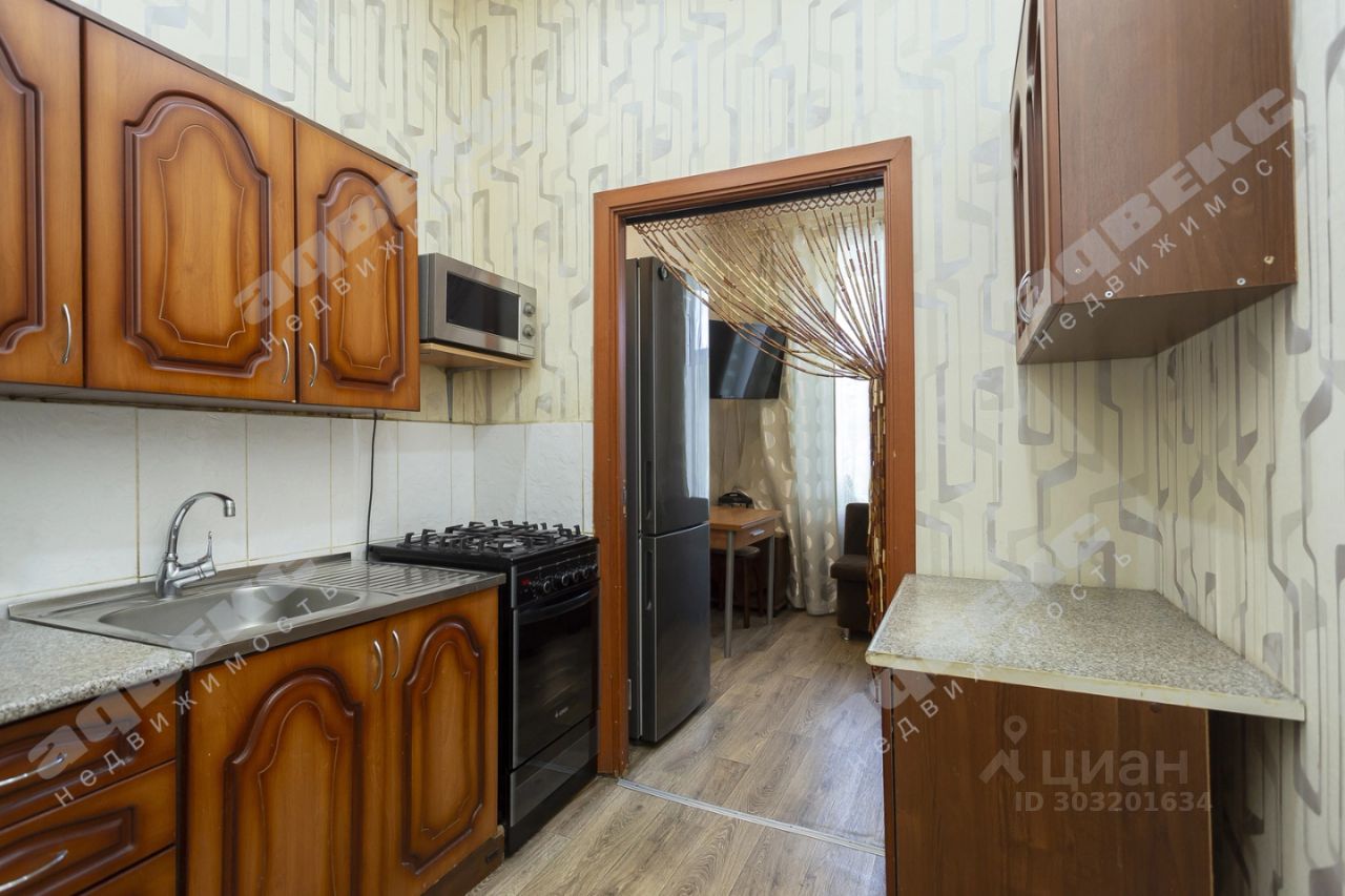 Продажа 2-комн квартиры на вторичном рынке Косая линия, 24/25