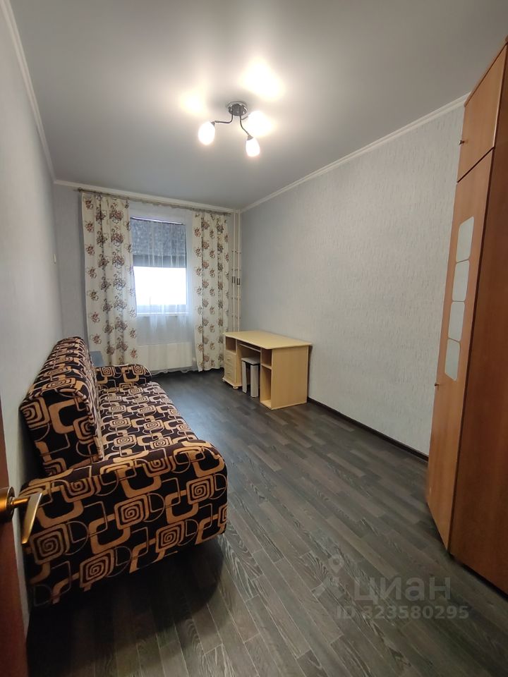 Аренда 2-комн квартиры на вторичном рынке Нахабино пгт, улица Красноармейская, 49А