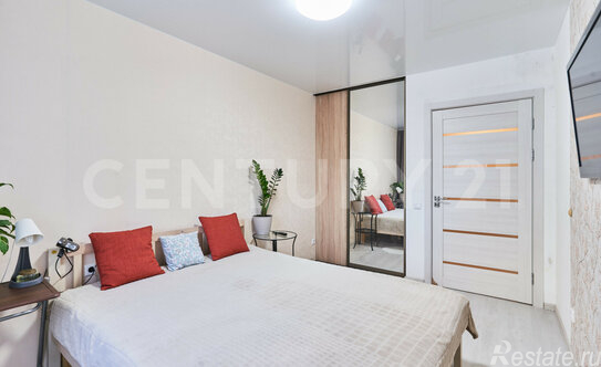 Продажа 3-комн квартиры на вторичном рынке Новогорелово, ул Современников,  д. 7