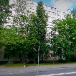 Продажа 1-комн квартиры на вторичном рынке улица Яблочкова,  д. 4